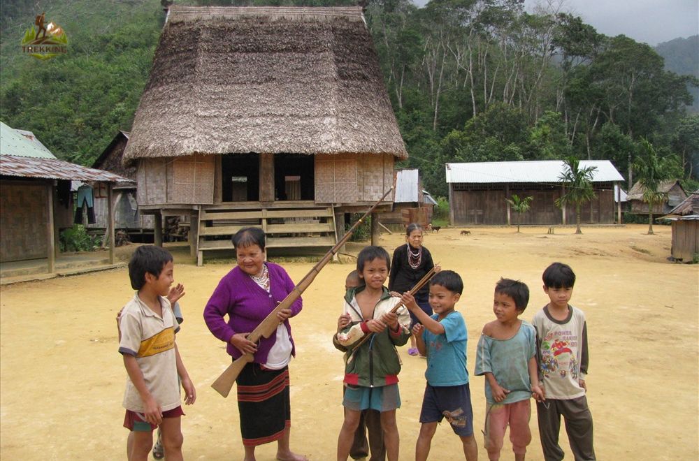Văn hóa người Cơ Tu ở Làng Aur